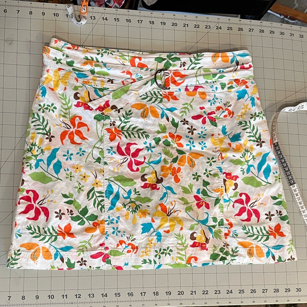 White Stag Floral Women's Skort - Multicolor Skirt 14 Side Zip